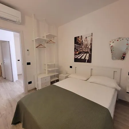 Alberto Quadrilocale A 150m Dal Mare Апартаменты *